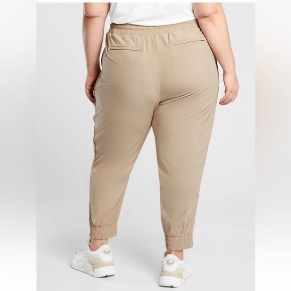 New-Athleta-26-(tan)windowpane silt taupe-ribbed,Brooklyn textured jogger/pants. - Picture 3 of 16